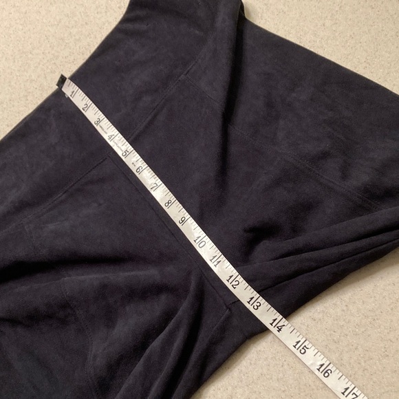 Simply Vera Vera Wang Black Leggings Women Size M Faux Suede - Picture 8 of 9